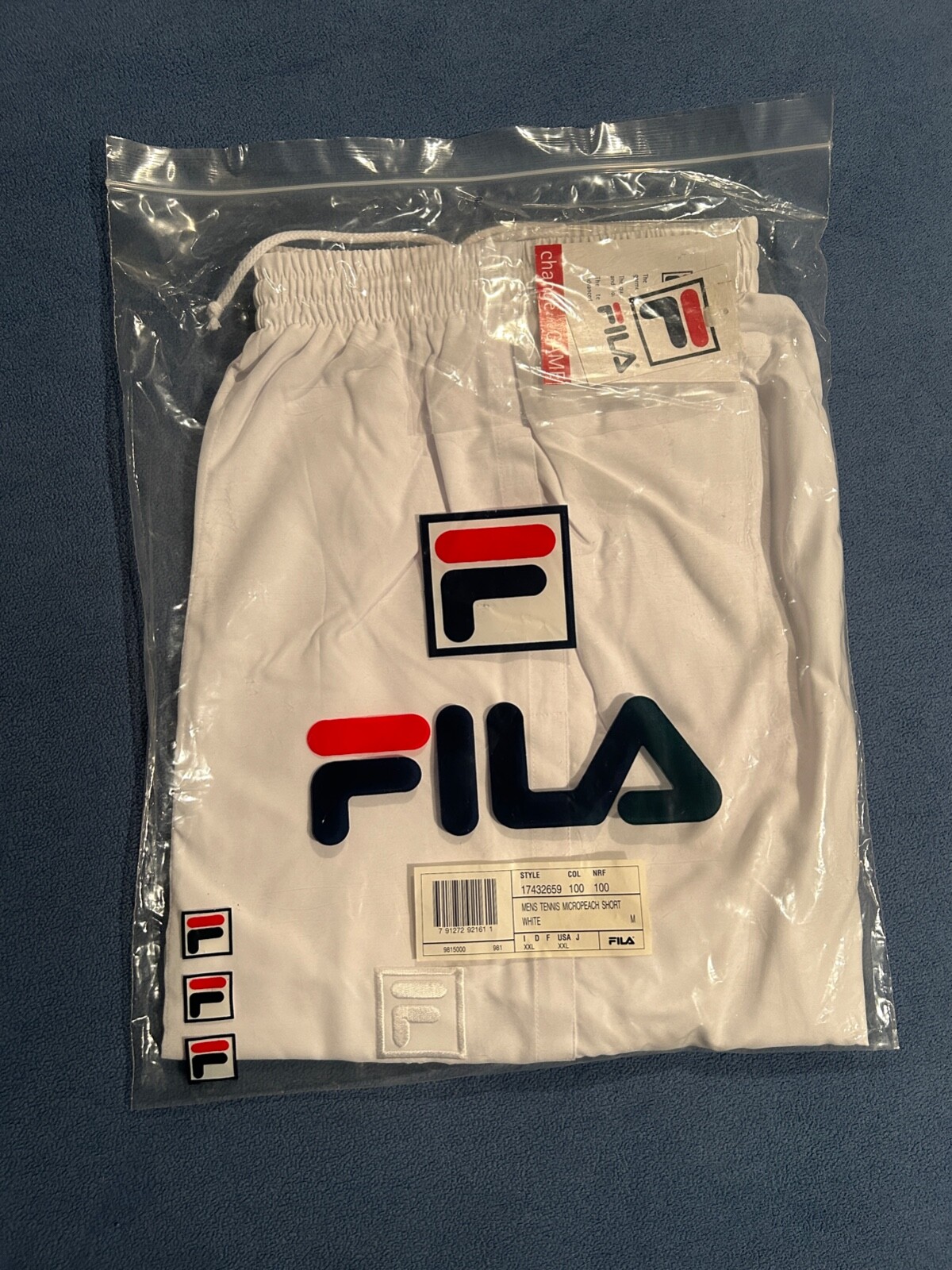 Pantaloncini da tennis vintage Fila non aperti con etichette taglia XXL