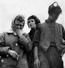 Coal Mine accidents at Hapton Valley colliery in Lancashire 1962 OLD PHOTO 1