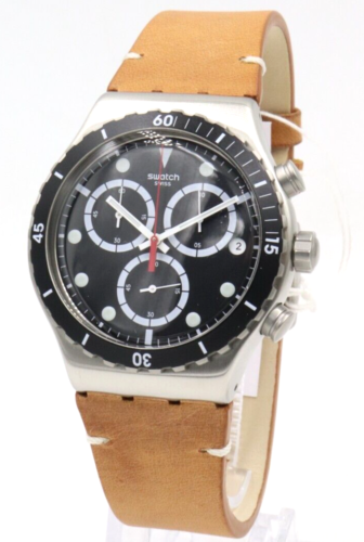 New Swiss Swatch IRONY Disorderly Chrono Leather Date Watch 44mm YVS424 $190 - Afbeelding 1 van 5
