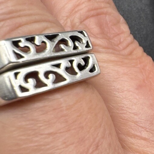 Sterling Silver Etched Ring Squared Front Size 8,… - image 6