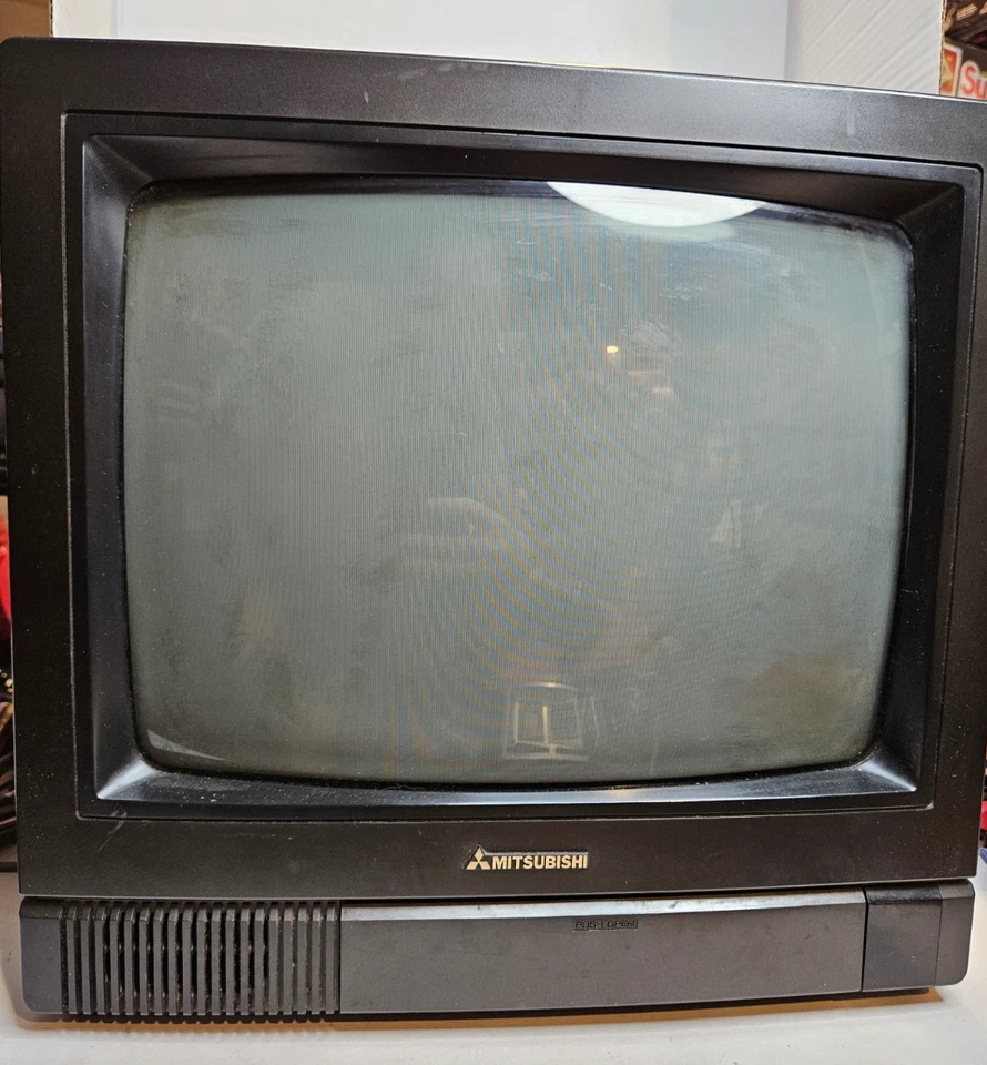 Mitsubishi CRT Gaming TV Vintage 13" Tested Working - Image 4 of 4