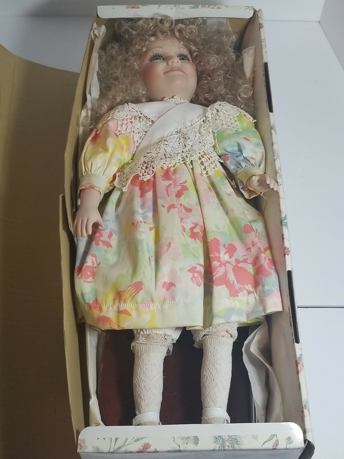 GUSTAVE F. WOLFF WIMBLEDON COLLECTION PORCELAIN DOLL SHELBY A109 149/