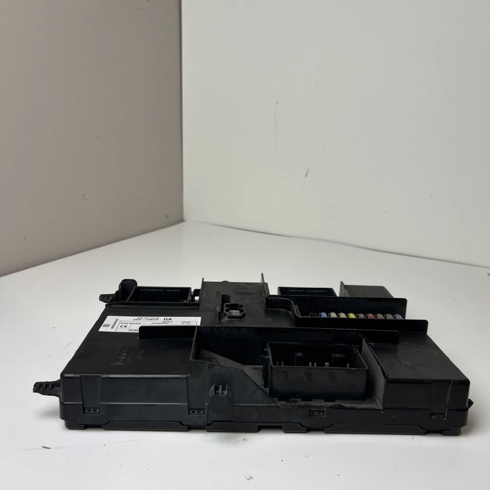 Ford Transit 2016 módulo de control de carrocería fusible interior BCM GK4T-14B476-GA fabricante original Foto 4 de 4