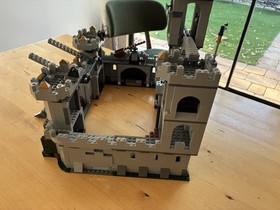 LEGO Castle: King's Castle Siege--7094 (incomplete) + 7093 Parts