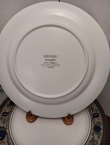 Mikasa Intaglio Arabella Dinner Plates 11” Set of 8 Blue Tulips And Vines - Picture 2 of 7