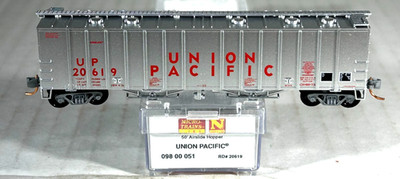 MICRO-TRAINS N SC 50' AIRSLIDE HOPPER UNION PACIFIC 09800051