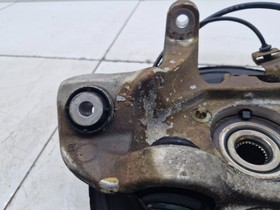 2016 Mercedes C Class W205  2.1 CDI Rear Wheel Hub Driver Right Side