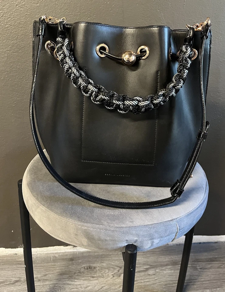 Bolso cubo de cuero Sophia Webster Romy - PVP: $999,00 Foto 2 de 4