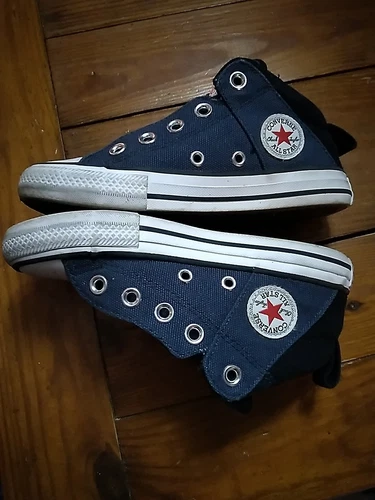 Sneakers Converse Youth taglia 13 blu #A04781F necessita di lacci