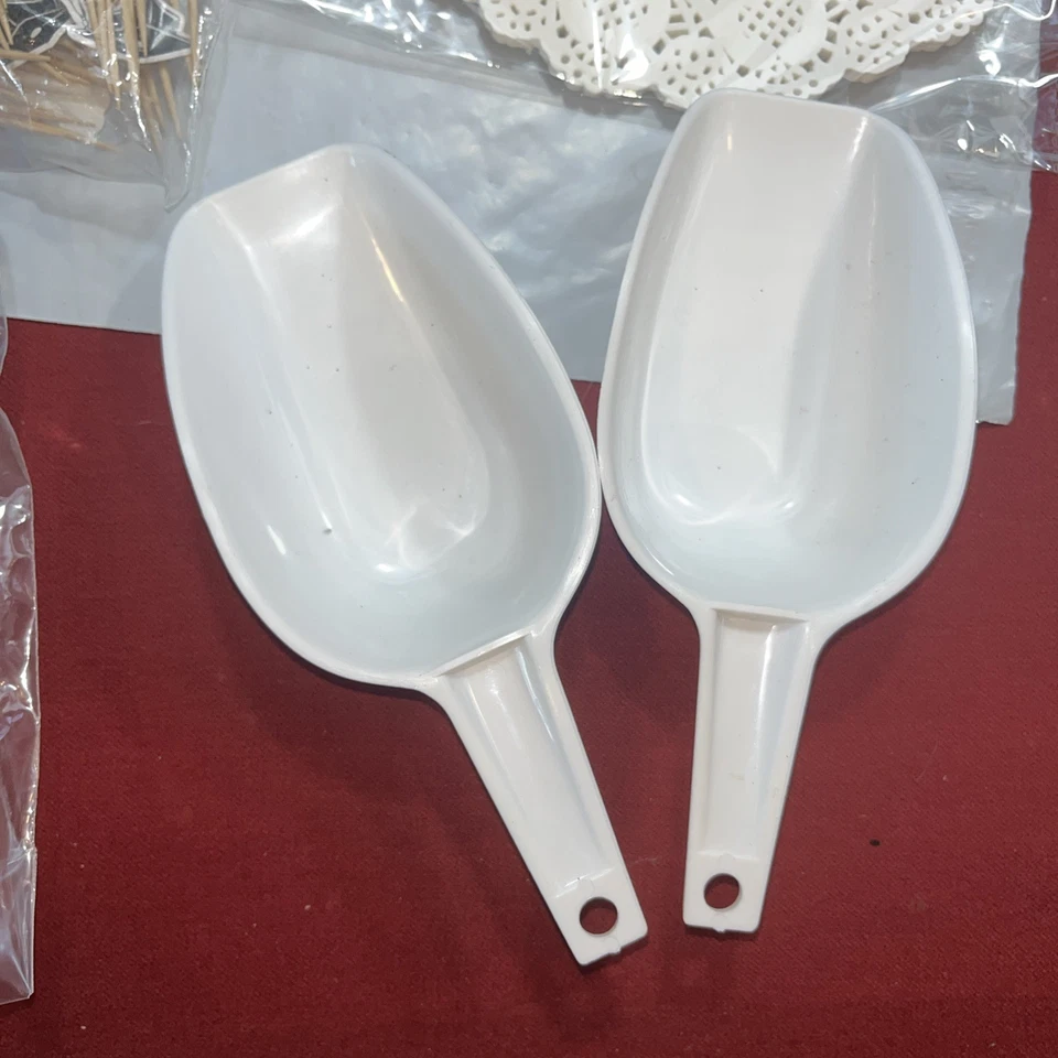 毕业派对金色黑色她相信她可以餐巾纸,蛋糕挑选标志 — 第 4/4 张图片