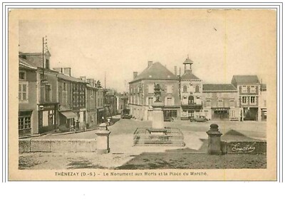 79.THENEZAY.LE Monument Aux Morts Und Der Platz Der Markt