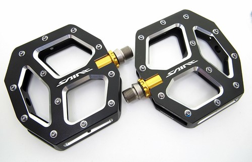Shimano SAINT PD-M828 MTB DH/FR Flat 