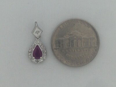 Natürlicher Rubin mit Diamant Anhänger massiv 14kt Weißgold