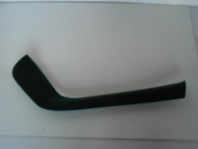 Tesla CONSOLE PANEL LOWER TRIM 1005365 01 D