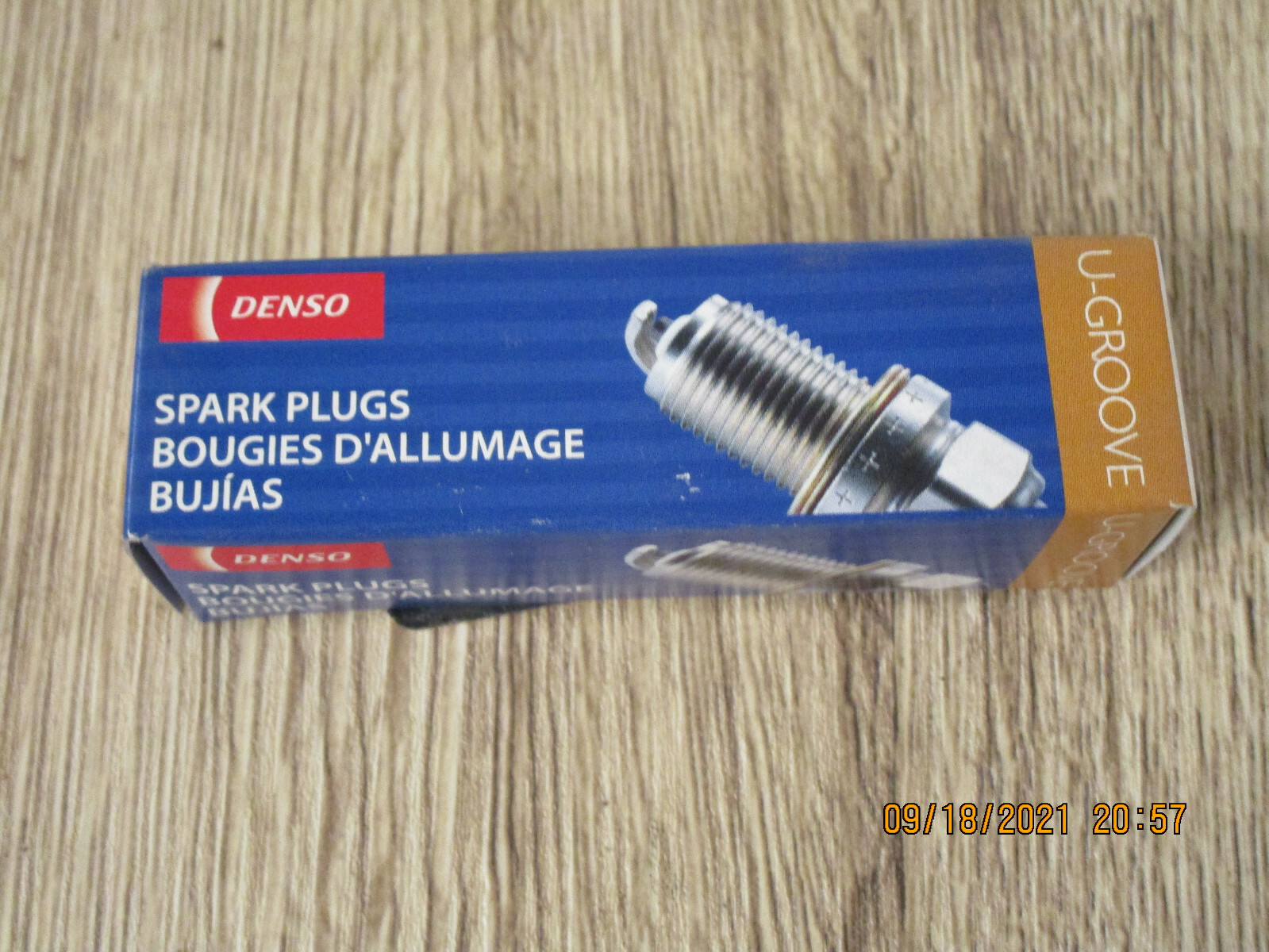 2 Spark Plugs DENSO 3027 2 pack