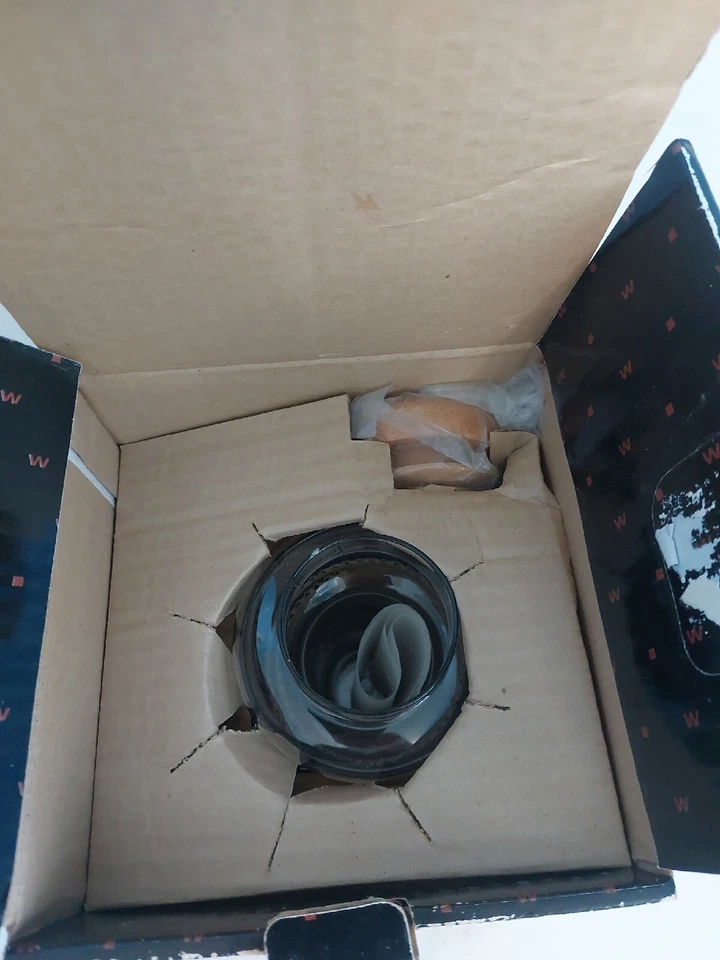 Winsome Wood Cooling Glass Pitcher Beechwood with Ice Tube/Chamber 1 litre - Image 4 of 4