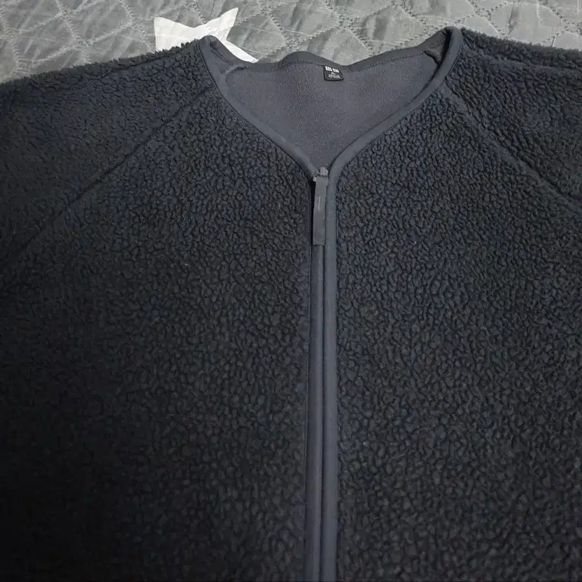 Uniqlo Collarless Soft V-Neck Fleece Jacket - XL, Dark Gray thumbnail 4