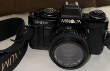Vintage Minolta X-570 35mm SLR Film Camera Black W/ MD 50mm 1.7 Lens Strap