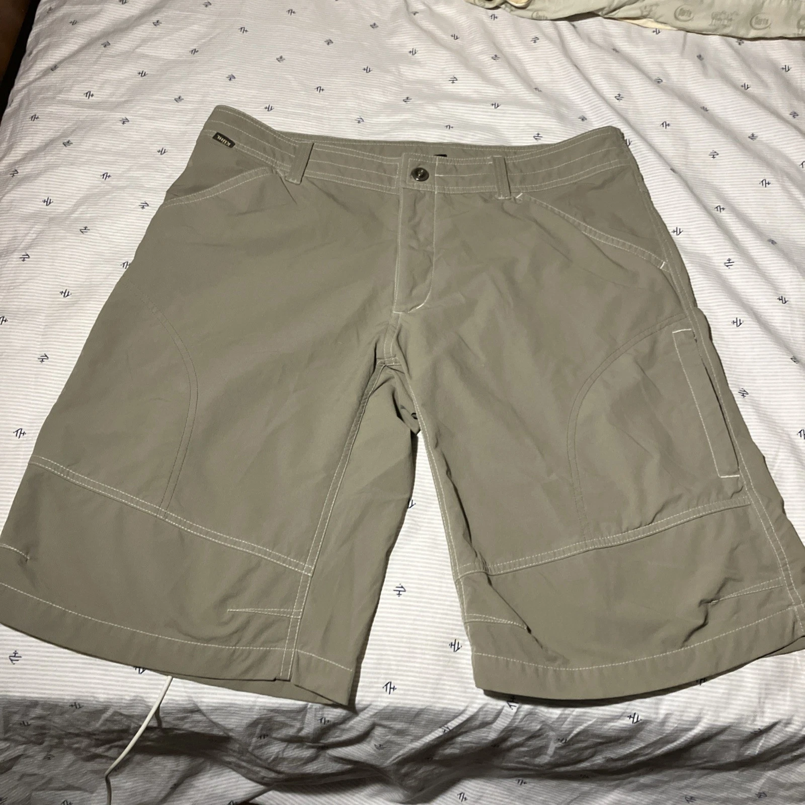 Kuhl Men's Shorts Size 36, Khaki Beige, Hiking Performance 7 Pocket Great
