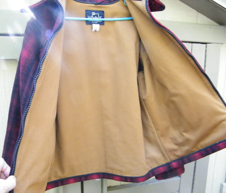 Vintage Woolrich Red Mackinaw Buffalo Plaid Wool Hunting Coat Jacket 545 Size 40 - Image 3 of 4