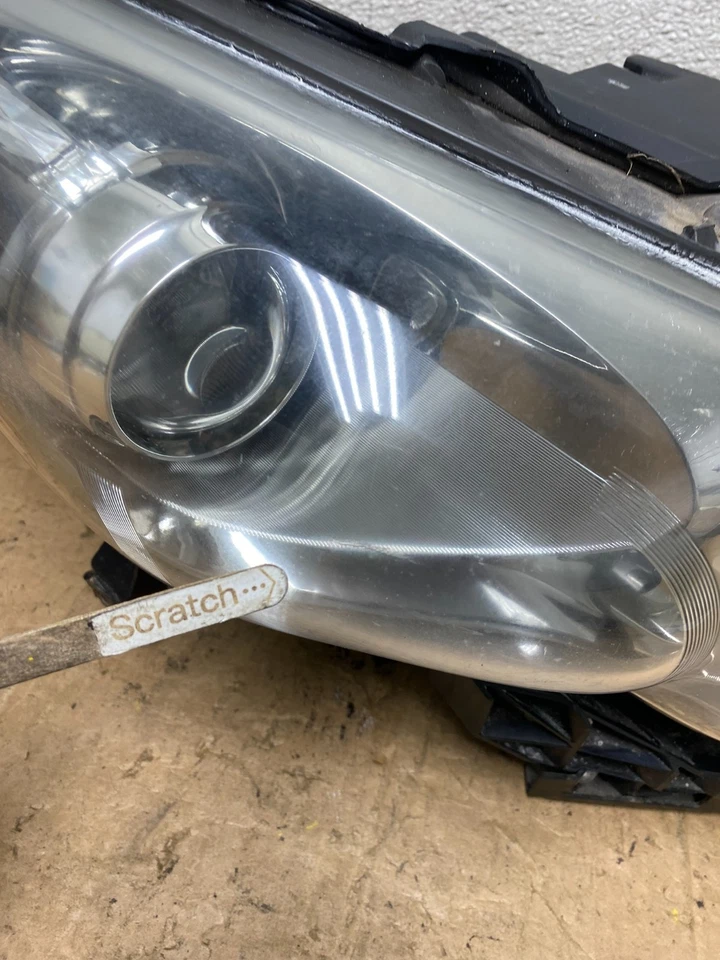 Faro derecho de xenón oculto Infiniti FX35 FX37 FX50 QX70 2009-2017 T3339 DW Foto 4 de 4