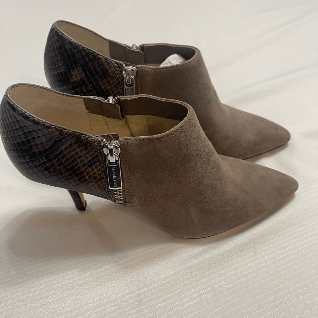 Michael Kors Womens 6M Gray Suede Croc Leather Pointed Toe Pump High Heels