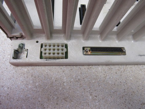MODICON 984 SERIES AS-H819-209/AS-9534-002 I/O CHASSIS - Picture 6 of 6