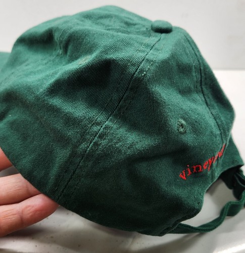Vineyard Vines Green Santa Whale Chrismas Embroidered Logo Strapback Hat Cap - Picture 4 of 6