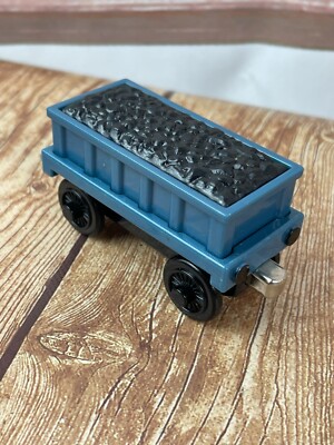 Thomas & Friends Train Take N Play Along freight car Learning Curve