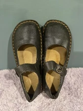 Ingaro Women's Black & Silver Clogs "JANE" Soft Textured  Shoes Size 9