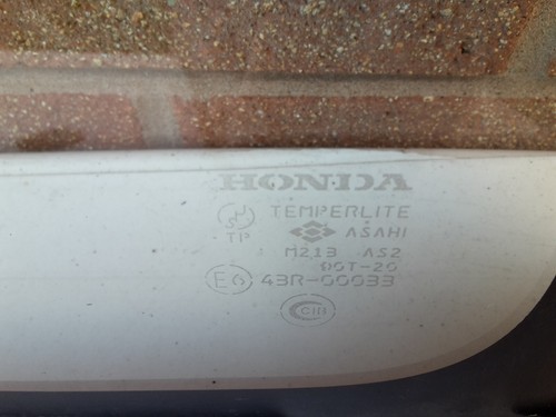 Honda CRV Rear Window Glass Quarter Panel Drivers Side Right 1997 - 2001 MK1 - Picture 5 of 9