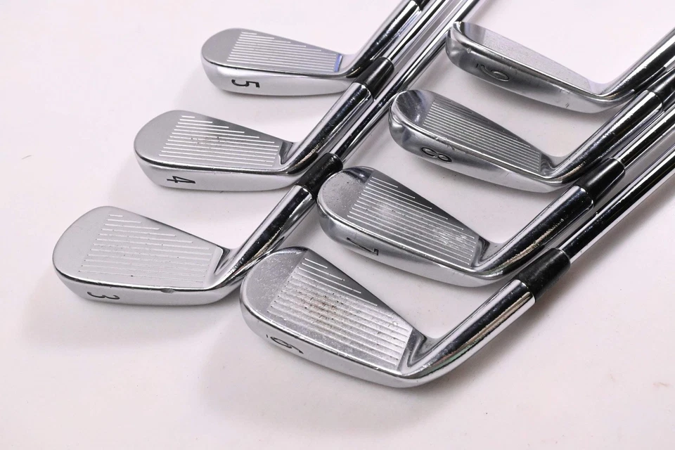 Titleist 712 AP2 Irons / 3-9i / Stiff Flex Dynamic Gold S300 Shafts - Image 4 of 4
