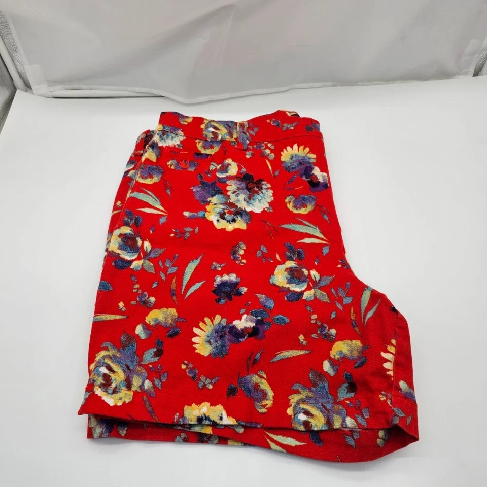 Gloria Vanderbilt Plus Size Amanda Red Purple Floral Denim Size 20W Shorts - Image 3 of 4
