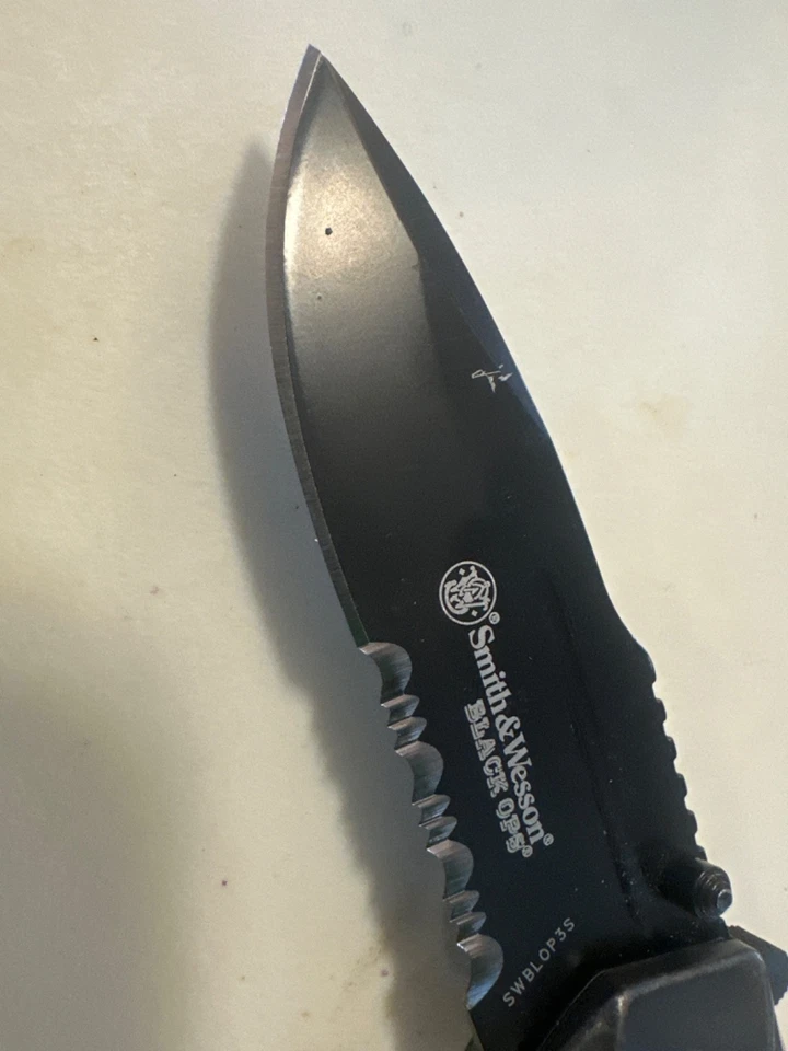 Smith & Wesson Black Ops SWBLOP3S Assisted Opening Folding Knife - Great - Image 2 of 4