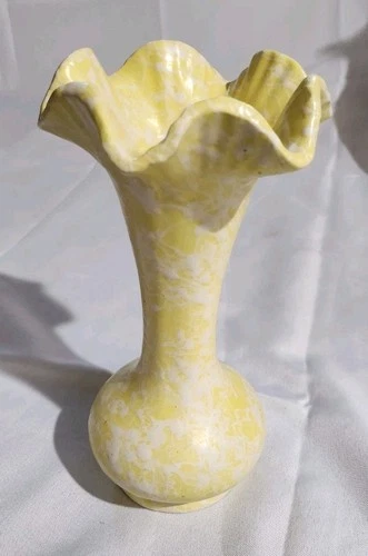 Vintage MCM Shawnee Pottery Yellow Ruffled Top White Splatter Vase 9"T