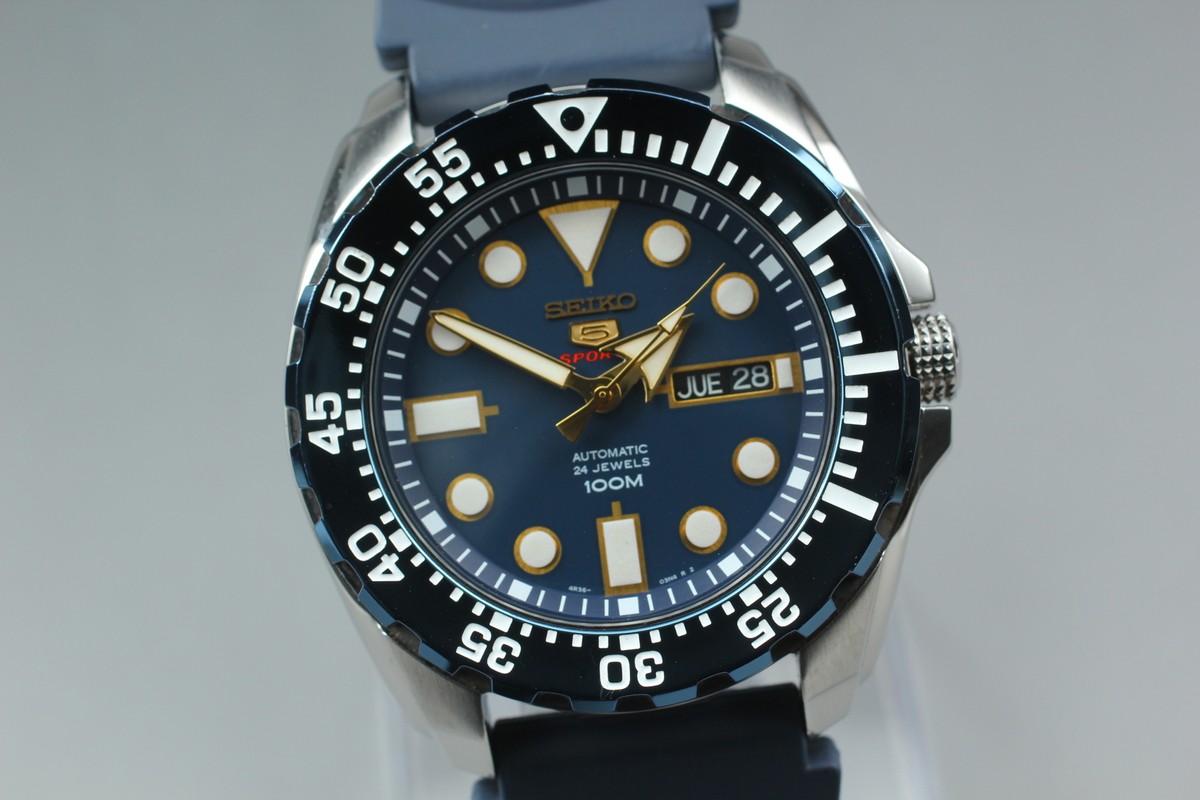 【美品】SEIKO5 スポーツ　4R36-03T0　ラバー　自動巻き　稼働品 Seiko 5 Sports Men's Black Watch with Rubber Strap - 4R36