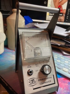 Griffin Environmental Comparator, Mid Century Scientific Device, Prop, TV Film,