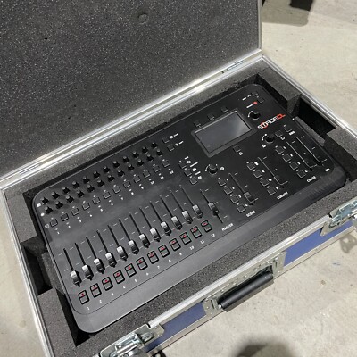 Jands Stage CL DMaX/sACN/Art-Net LED Beleuchtung Schreibtisch/Konsole/Steuerung mit Flightcase