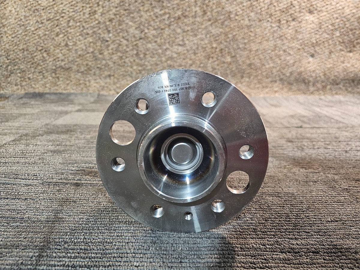 Mercedes-Benz Genuine OEM Rear Drive Axle Shaft A9073500749 005