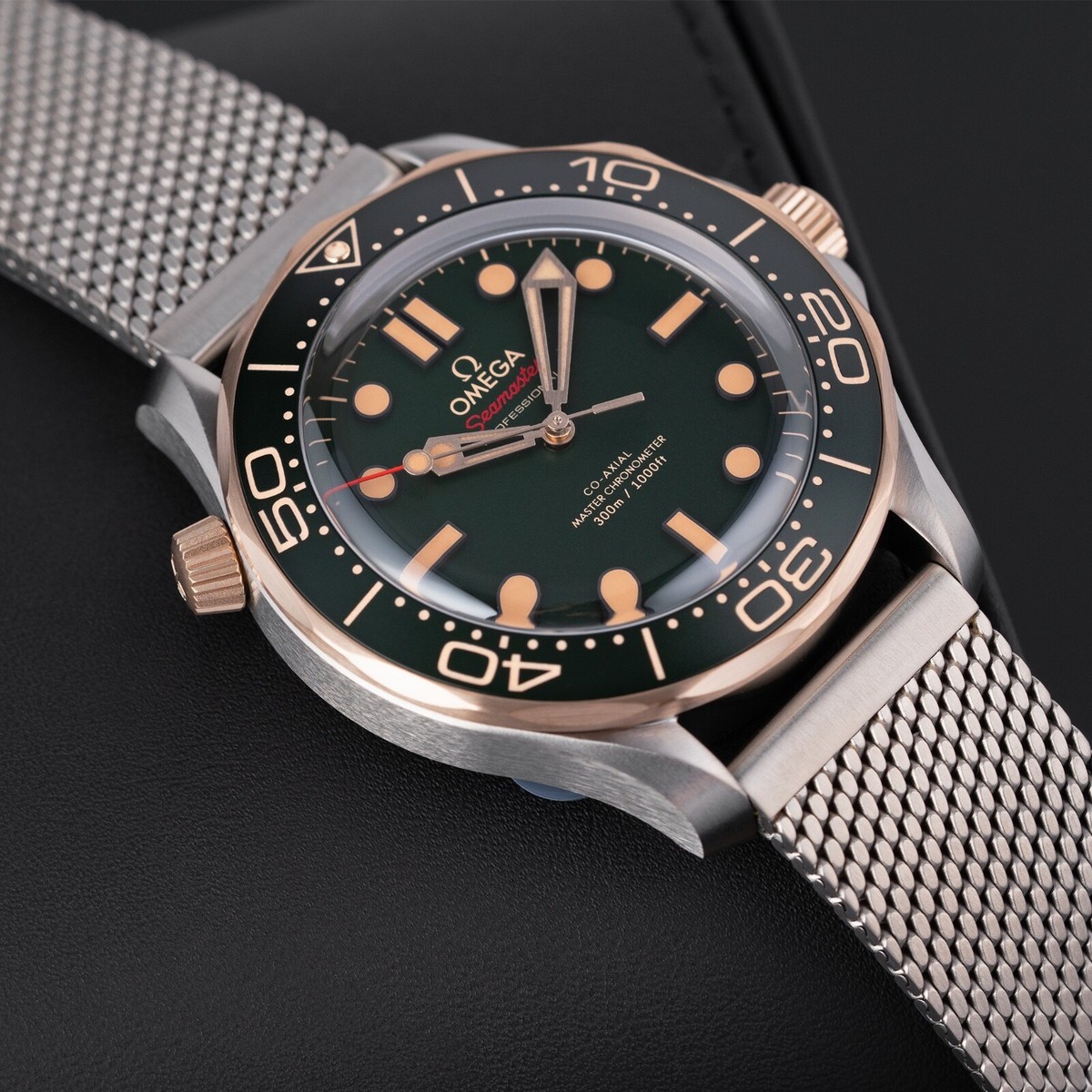 Omega Seamaster Diver Green Titanium Bronze Gold 210.90.42.20