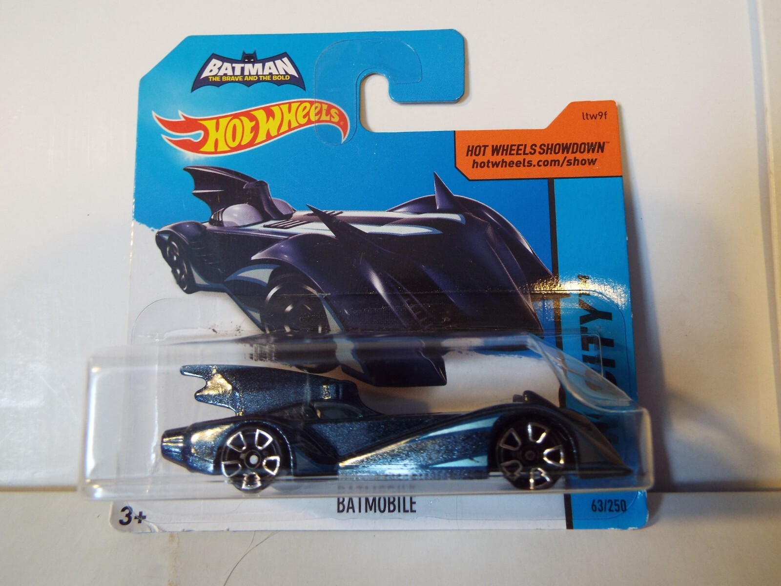 HOTWHEELS-BATMOBILE