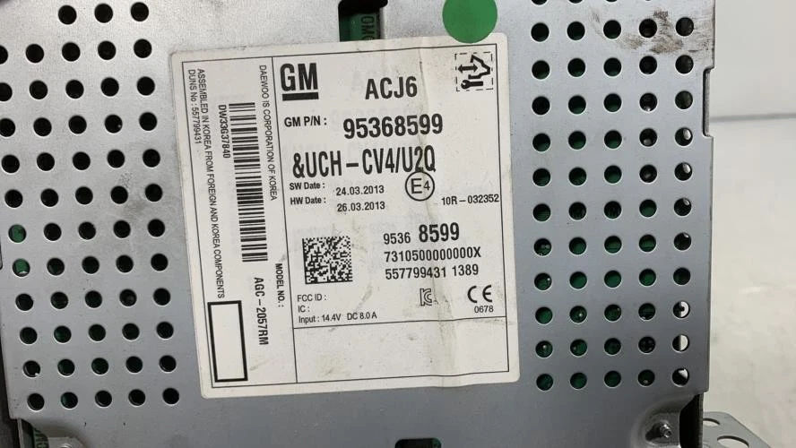 Autoradio d'origine CHEVROLET SPARK PHASE 2 557799431 - Photo 2/4