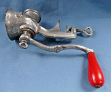 Spong & Co 1950s table mounted mincer. Very good used condition, great display