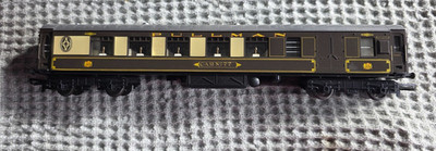 Hornby OO Gauge Pullman First Class Parlour Car ''Car No.77''  Excellent Condition