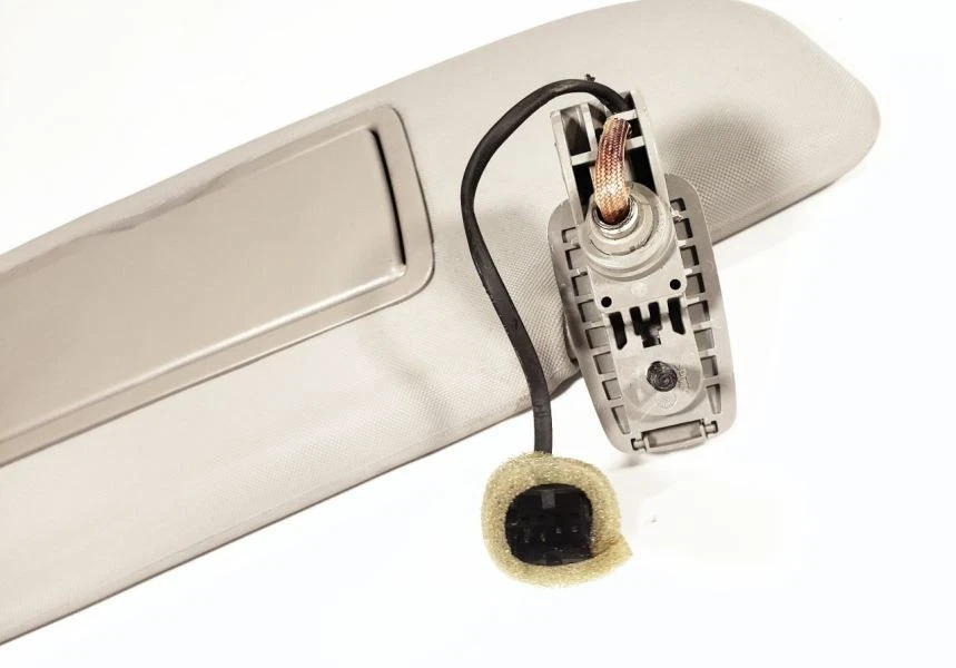 Parasol delantero izquierdo gris OEM 17 Alfa-Romeo Giulia Foto 4 de 4