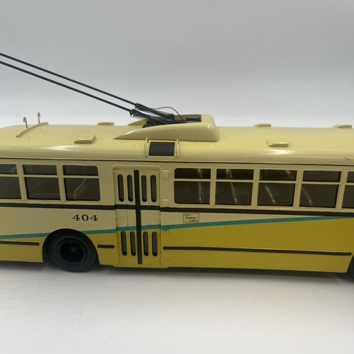 St. Petersburg Tram Collection 1947 Pullman Standard Trolleybus Dayton City 404 - Picture 3 of 21