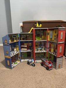 KidKraft Everyday Heroes Play Set - LOCAL PICKUP ONLY