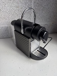 Nespresso Krups Pixie Titanium XN304T40 Kaffeepadmaschine Espresso ungetestet