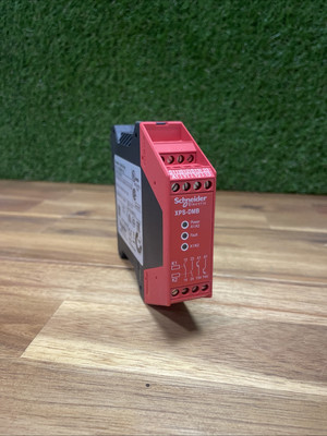 Schneider-Electric XPSDMB1132 Neu/Ohne Karton #13M