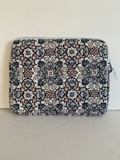 Vera Bradley Padded Laptop Case - Pattern “Libson Medallion”